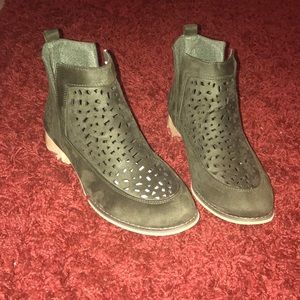 Hunter Green Booties
